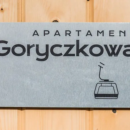 Apartment Kuznice 13 *